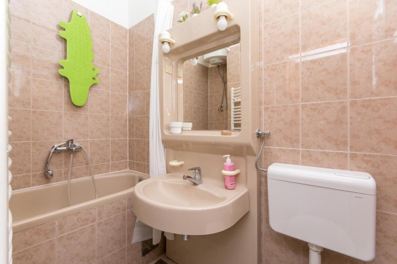 ドゥブロブニクBura Studio Apartmanアパートメント エクステリア 写真